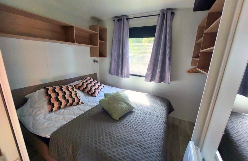 Aux rives du soleil luxe stacaravan prestige 5 personen slaapkamer